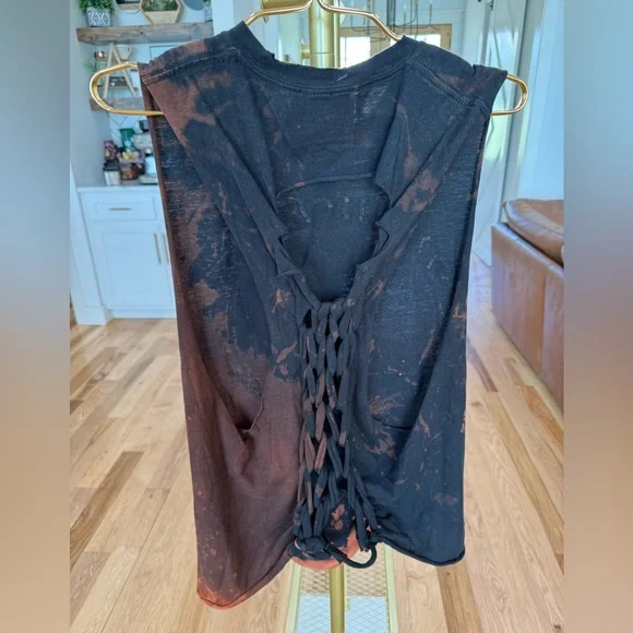 1974 Vintage Aerosmith Distressed + Embellished Black and Orange Medium Tank T9 - Picture 4 of 10